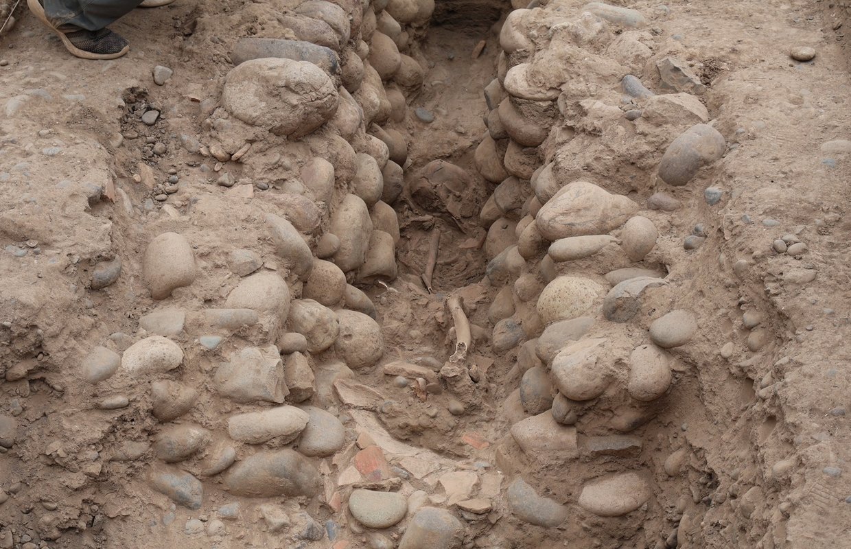 Huaca Pucllana’da Şaşırtıcı Keşif: Binlerce Yıllık Ritüel Mezarı Görüntüleniyor!