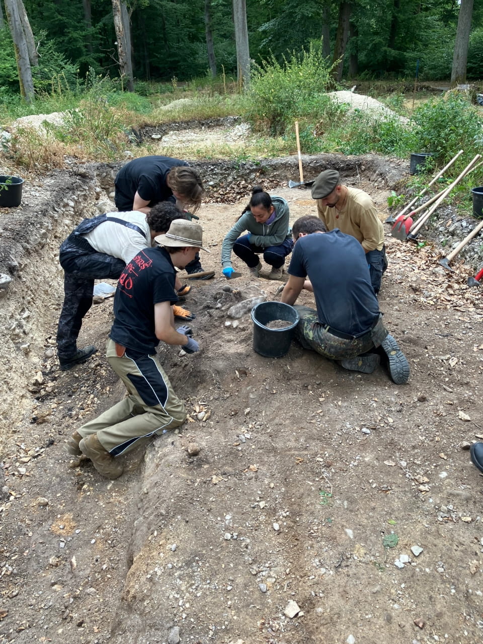 6,000-year-old burial mound in Germany yields new clues to its lost central tomb