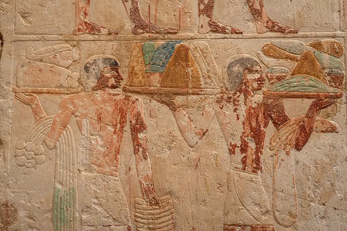 Senior judge’s tomb with colorful funerary scenes uncovered at Saqqara in Egypt