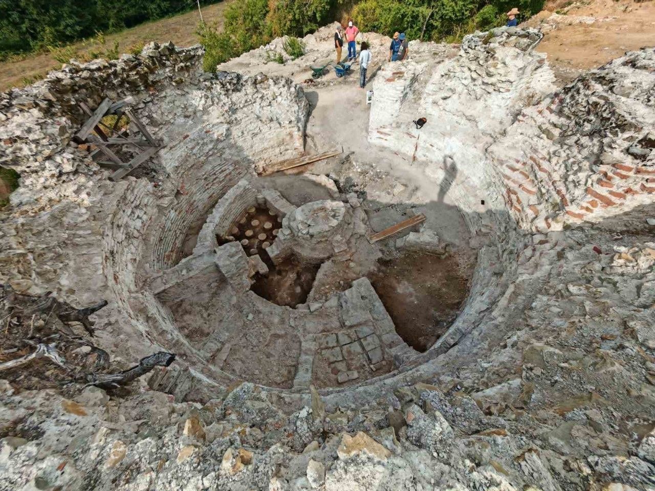 Roman emperor’s lavish bath found hidden inside a palace tower in Serbia