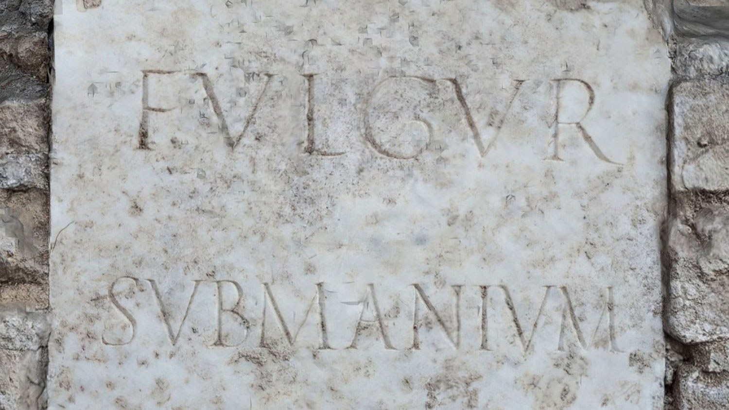 Inscription reading Fulgur Submanium