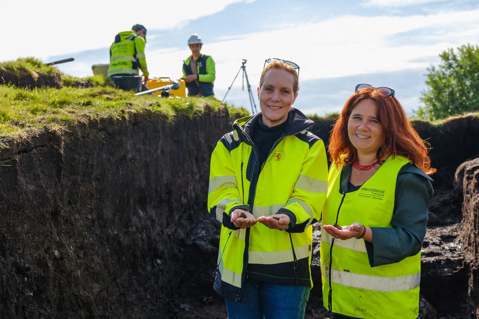 Norveç'teki Viking gemisi mezarında, Bronz Çağı dönemine ait bir mezarın üzerine inşa edilmiş olabil