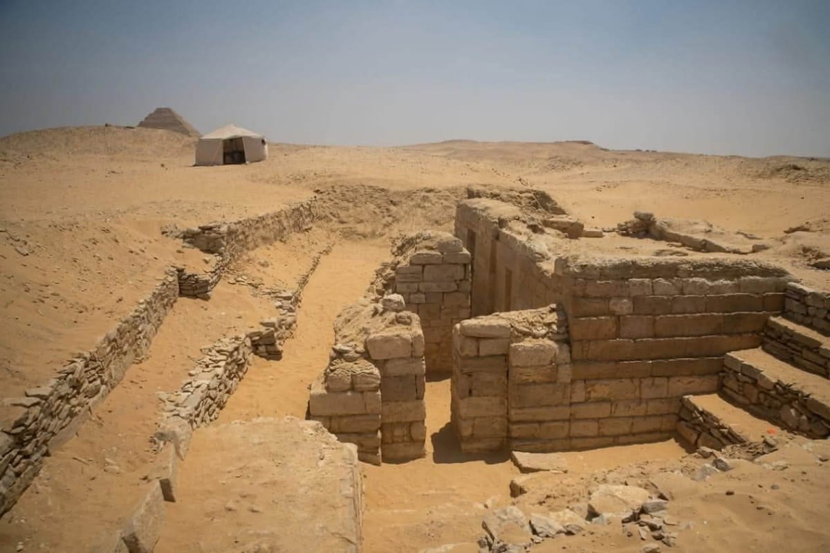 Senior judge’s tomb with colorful funerary scenes uncovered at Saqqara in Egypt