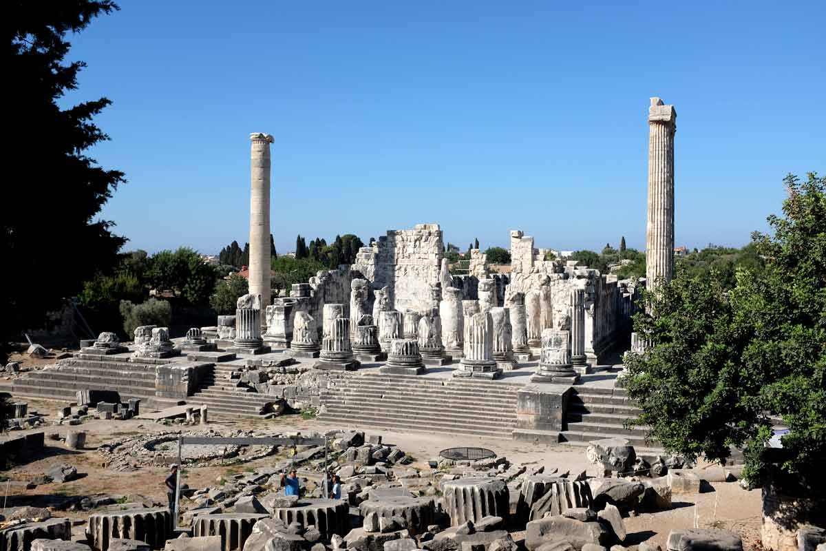 ruins temple apollo didyma