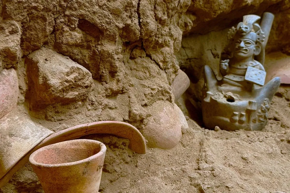 1.400 Yıllık Elite Bebeğin Mezarı: Huaca de la Luna'da Ortaya Çıkarıldı