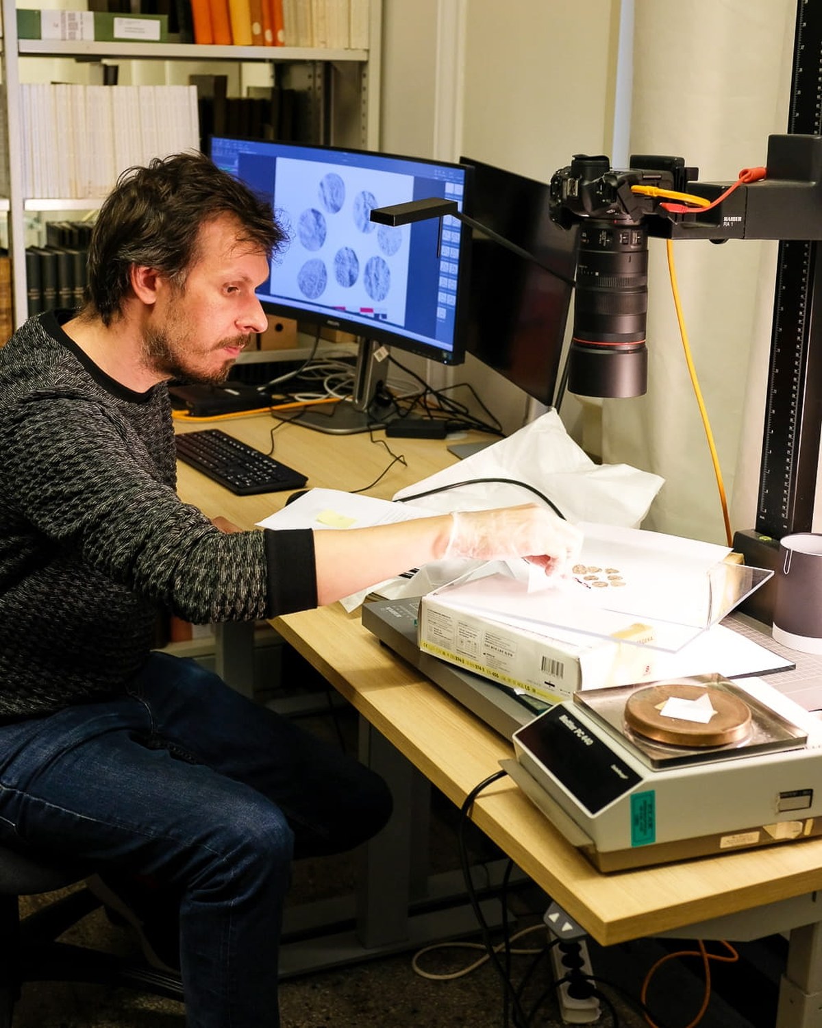 Norveç'in Kralı Olaf Haraldsson'una ait nadir sikke, ülkenin en büyük Vikingle Dönemi hazinesinde bulundu