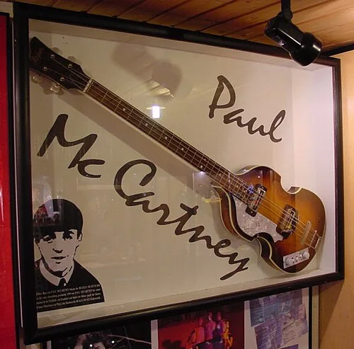 Paul McCartney ile özdeşleşmiş ''Hofner 500/1 Bas Gitar''